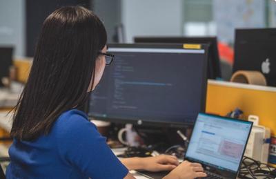 精准优化，引领未来——彩谱科技(浙江)2025年软件开发网站优化策略深度解读